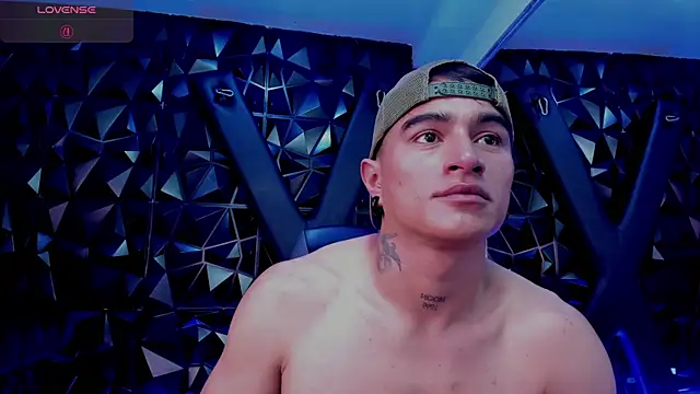 LiamDeeps élő XXX-chatje