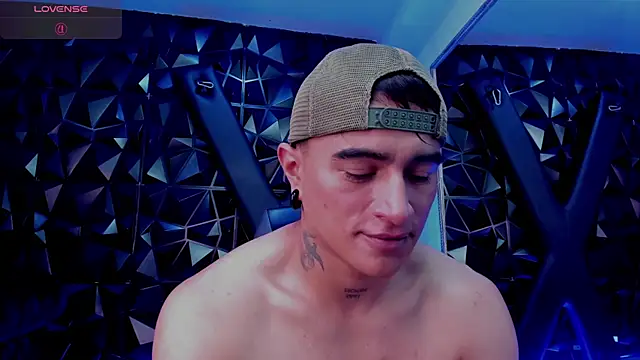 Chat XXX ao vivo de LiamDeeps