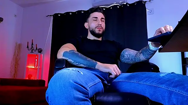 دردشة MightyAaron66 الجنسية المباشرة
