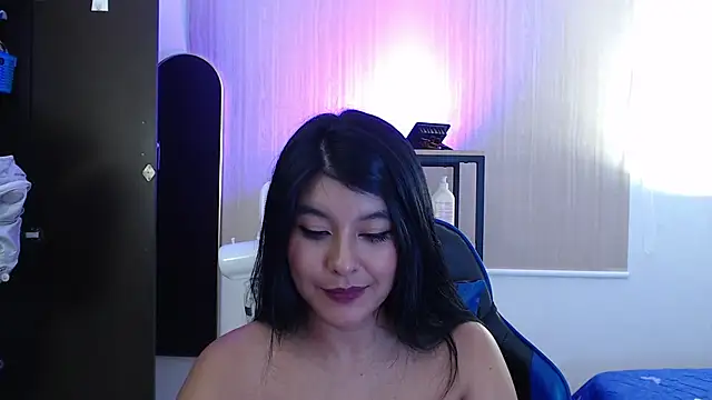 Julieta_SandiaのライブXXXチャット