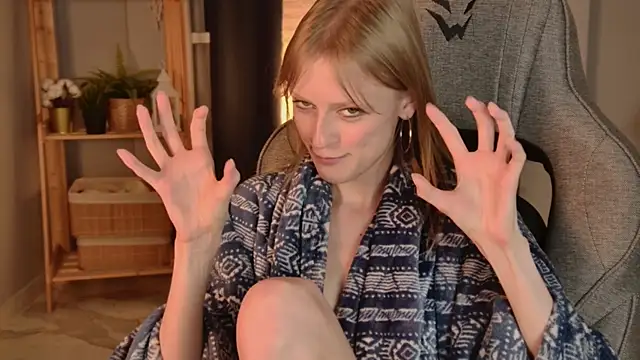 KiraMontoya – Naživo XXX chat