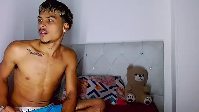Онлайн чат XXX Angel_foxc13