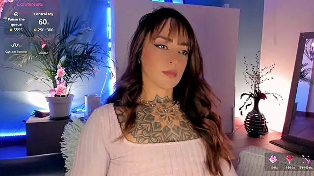 Megan_inked: απευθείας συνομιλία ΧΧΧ