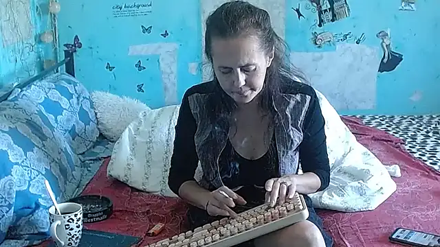 brighteyes77: онлайн-секс-чат