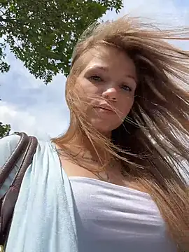 Czat XXX na żywo – StreetSquirt