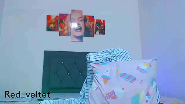 red_veltet élő XXX-chatje
