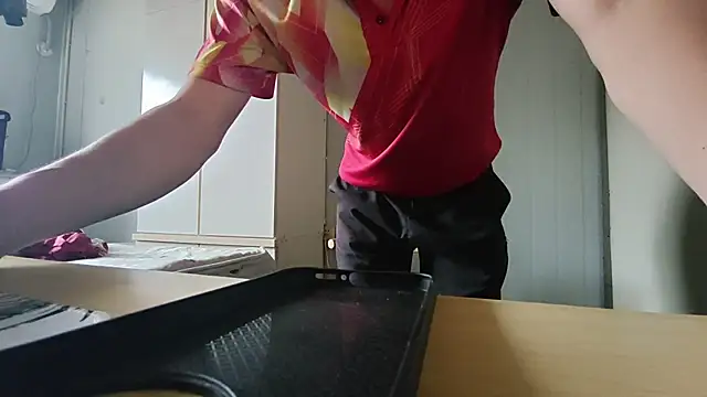 dyjdddttj 现场XXX聊天