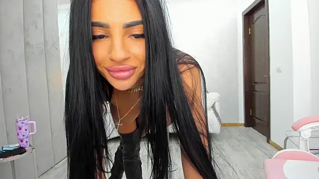 دردشة Britney_Charm_ الجنسية المباشرة