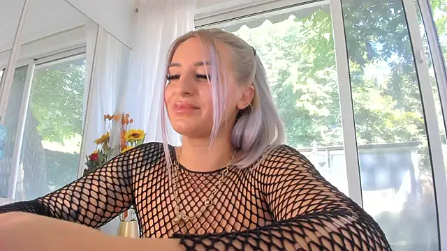 Chat XXX en directo de Ella_Vee