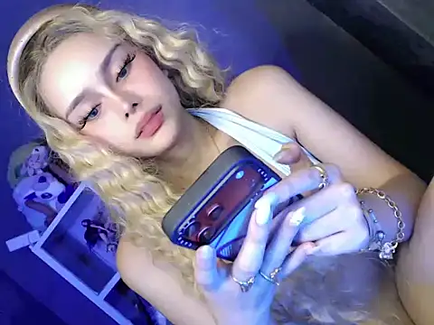 coffe_cat28 Adlı Modelin Canlı XXX Sohbeti
