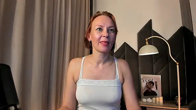 NikaGentle's Live XXX Chat