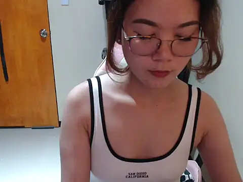 Chat XXX en directo de Sweety_Aria