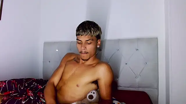 دردشة Angel_foxc13 الجنسية المباشرة