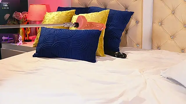 caroline_adams_n Live XXX chat