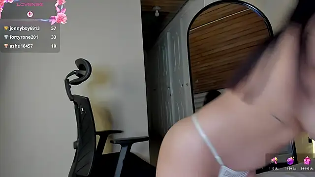 Lexi_love__ Chat XXX live