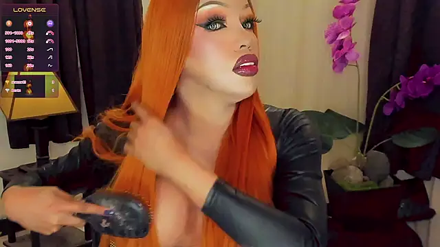 YOUR_LOVE_GLAMOUR's Live XXX Chat
