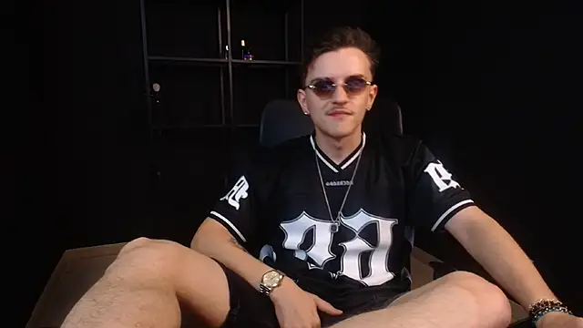 FelixStarkk Chat XXX live