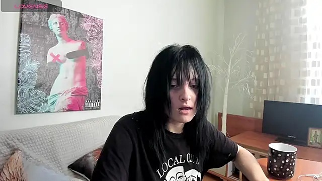Онлайн чат XXX MillyMils