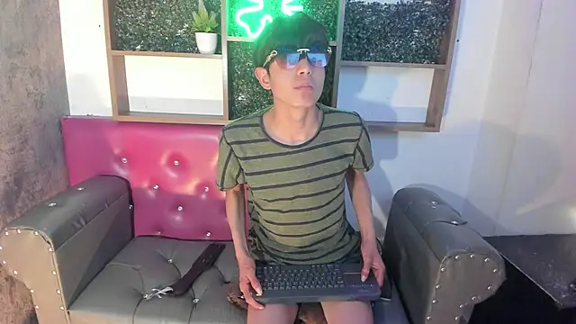 Alex_it0_ Live XXX Chat