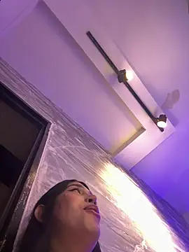 AmbarFoxx_のライブXXXチャット