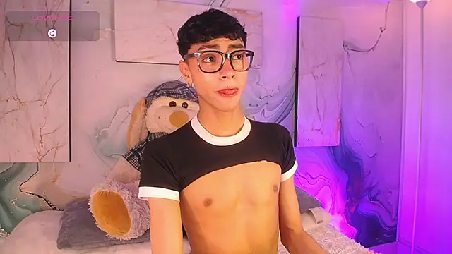 Chat +18 de Owen_JP ao vivo