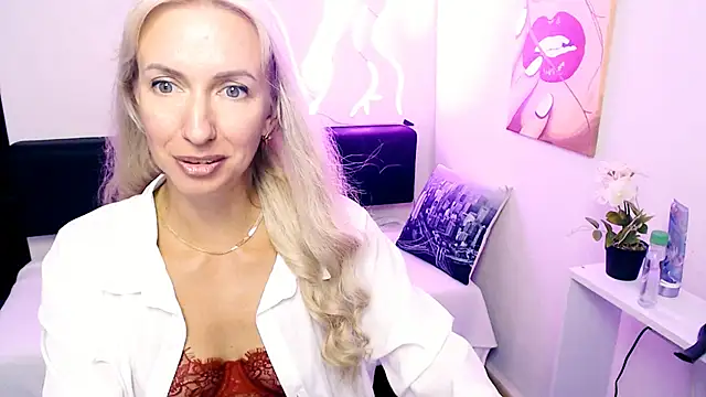 Cute_Smile_Shy's Live XXX Chat