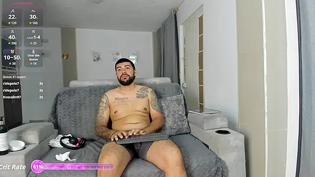 XXX chat uživo modela DulceRomance
