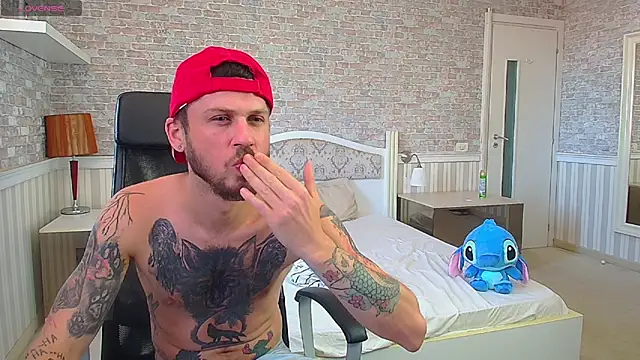 Chat XXX ao vivo de JonahShaw