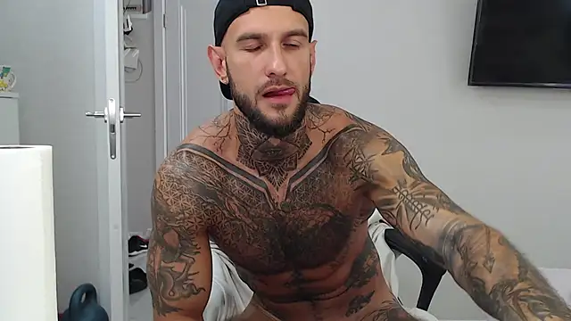 Онлайн чат XXX maxi_foxxx