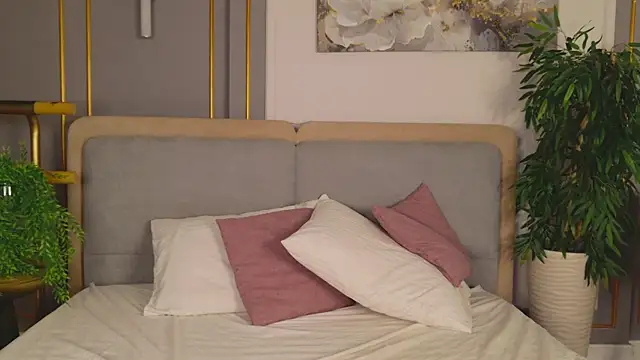 AdoraCortes – Naživo XXX chat