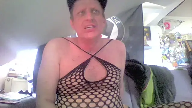 Bigthroaterboy Chat XXX in diretta