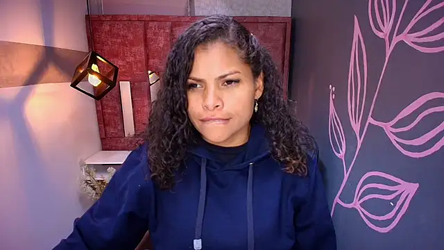 Camila__Reyes_ Chat XXX in diretta