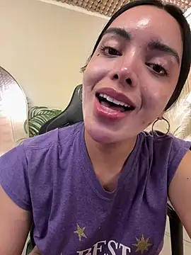 TS-SimplyTheBest's Live XXX Chat