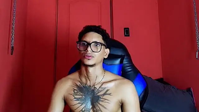 Czat XXX na żywo – kai_storm77