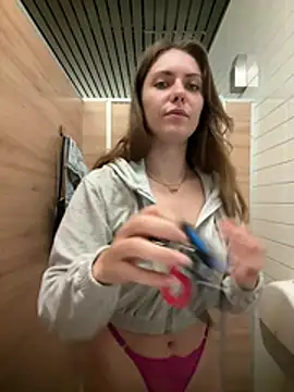 Chat +18 de MariiD ao vivo