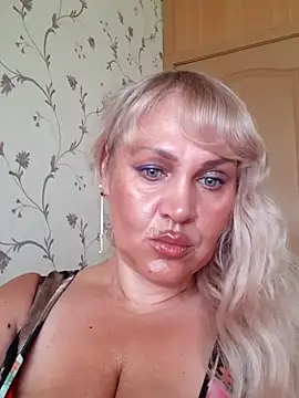 IsabellaBoni: онлайн-секс-чат