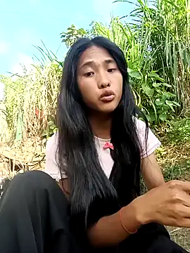 Hoa-tuylip Chat XXX live