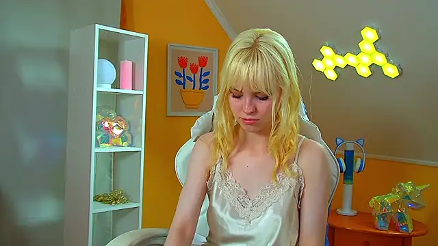 دردشة HannahHollis الجنسية المباشرة