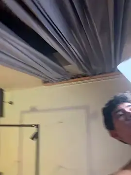 GrayAndrews Chat XXX live