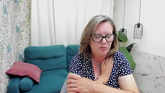 LeaPure Chat XXX in diretta