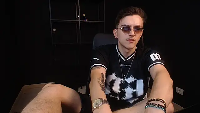 FelixStarkk live XXX chat
