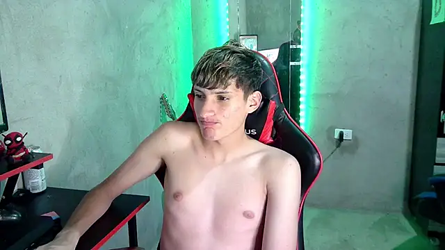 Онлайн чат XXX Pablito_Junior11