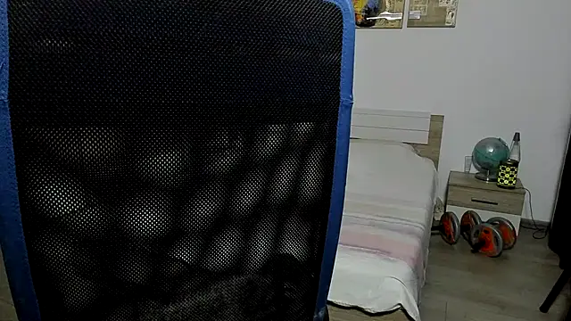 XXX chat uživo modela RobbyShawz