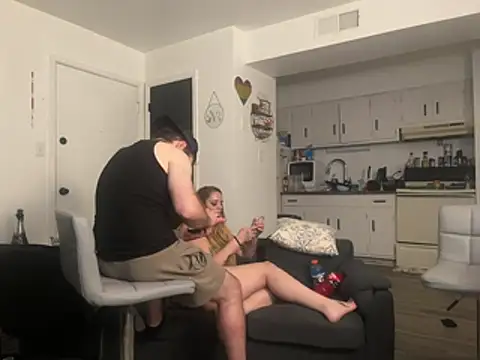 Chat XXX en directo de HighOffCandy