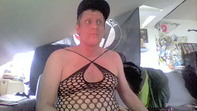 Czat XXX na żywo – Bigthroaterboy