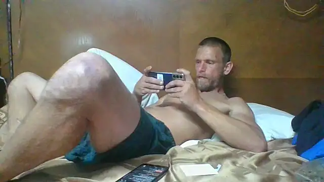 daddytim0 XXX чат на живо