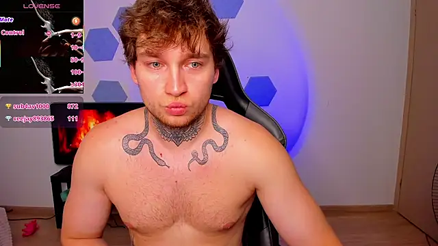 הופעת וובקאם של Chris_Tyson