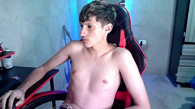 Chat XXX en directo de Pablito_Junior11