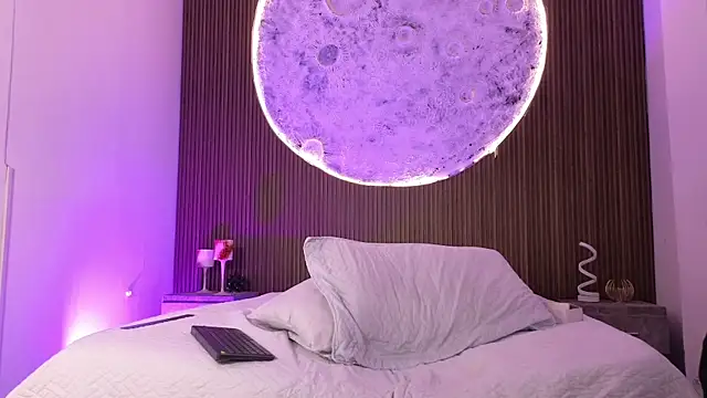 XXX chat uživo modela Paulo_527