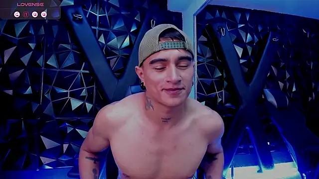 LiamDeepsn Live XXX chat